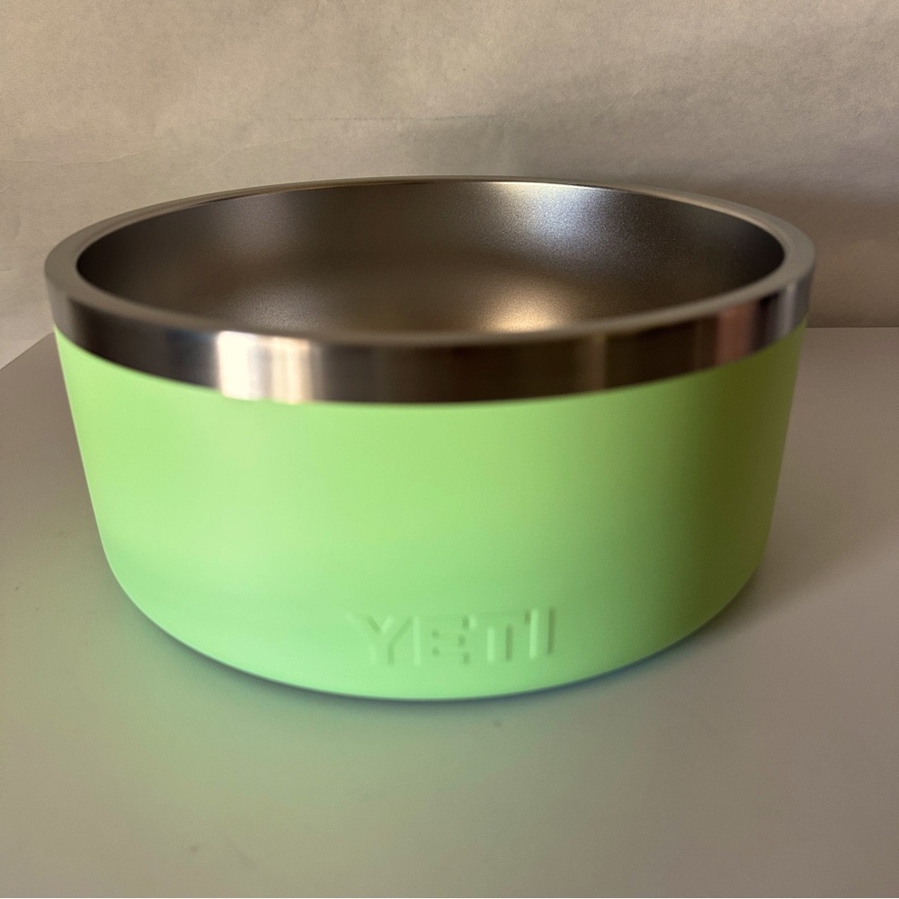 YETI Boomer Dog Bowl Key Lime 8 Cups